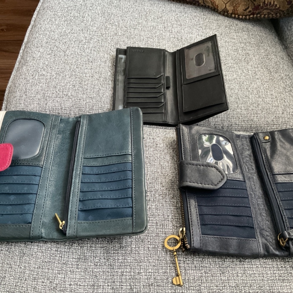 Wallet - Picture 2 of 2